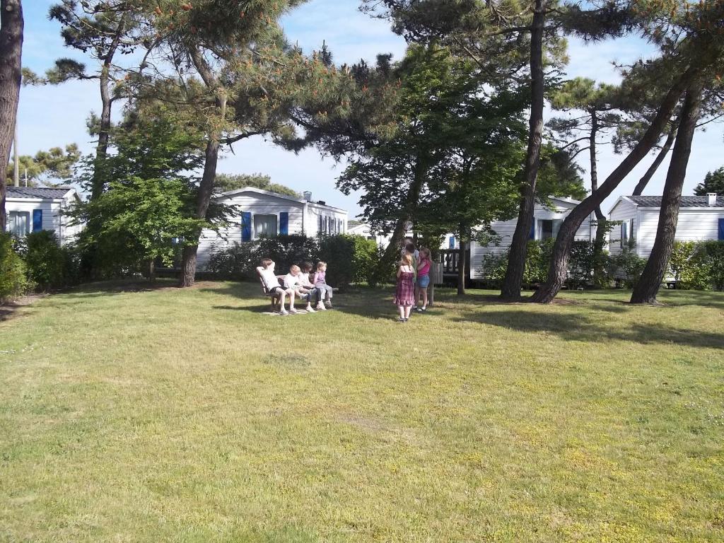 Camping Paradis Les Galets De La Molliere Cayeux-sur-Mer Exterior foto